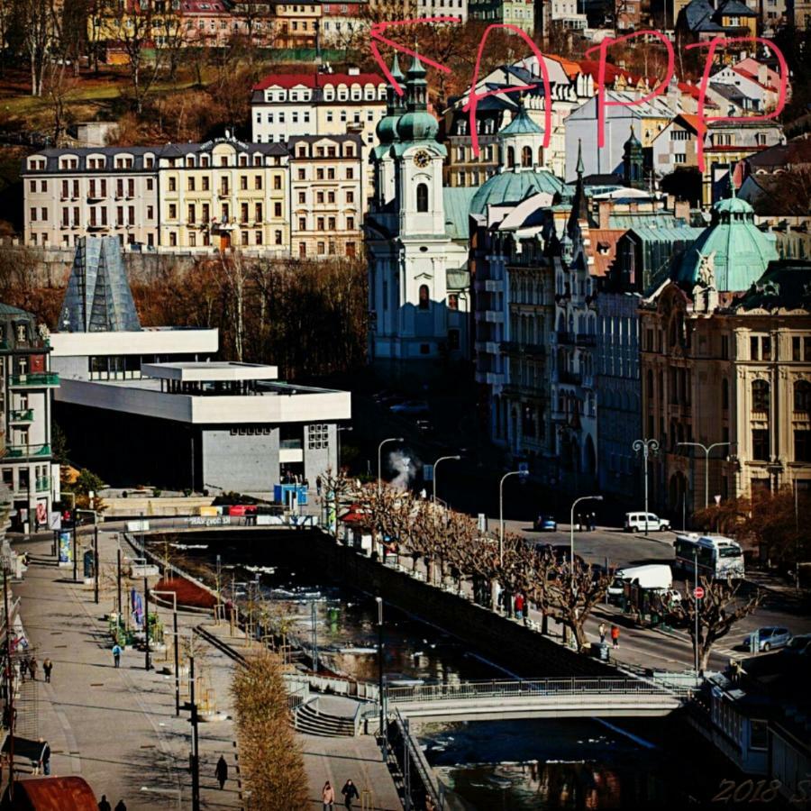 App Карловы Вары Экстерьер фото